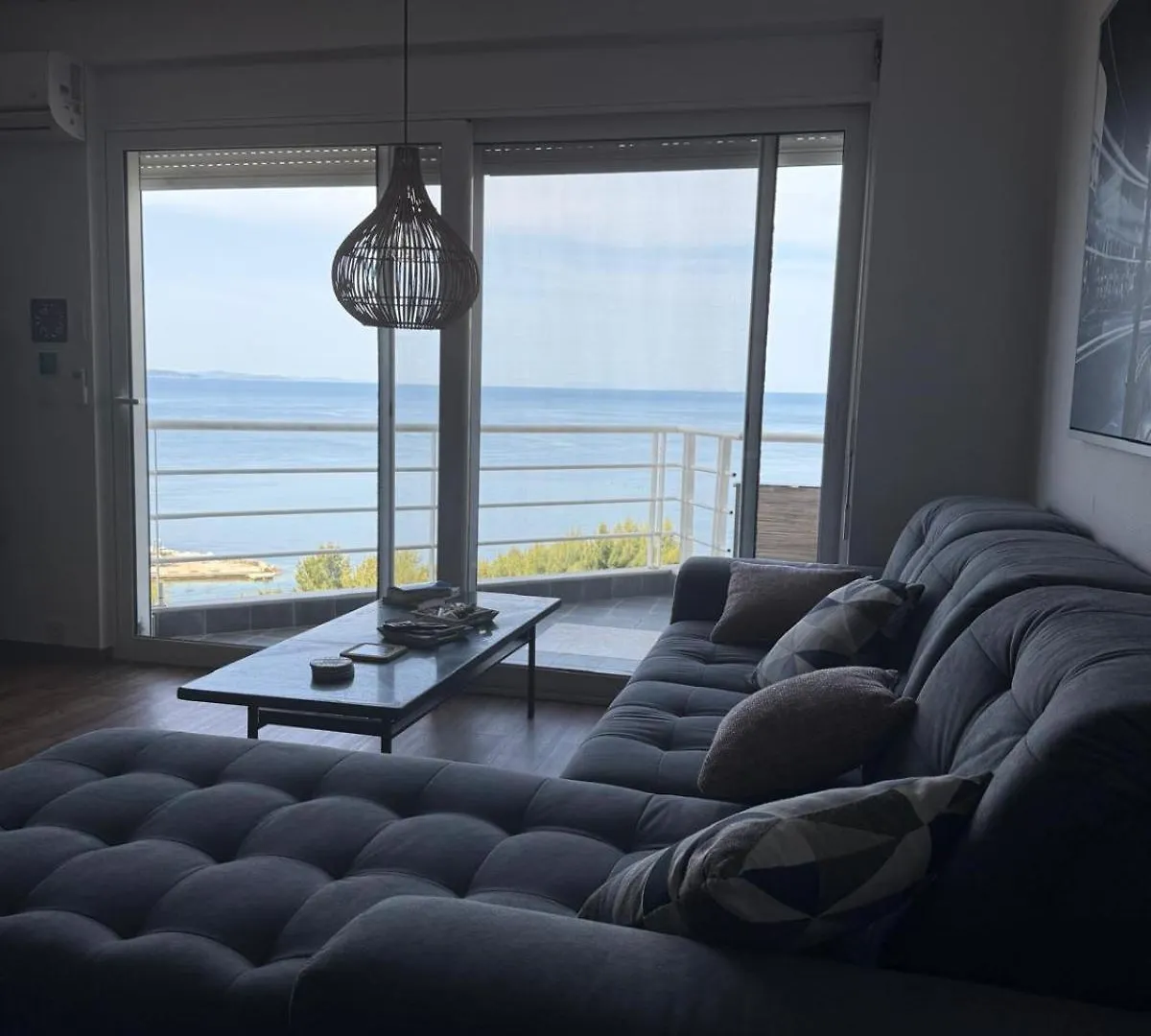 Apartman Sunset Apt - Beach, Relaxation, Best Location Saranda